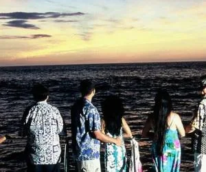 Sunset cruise with dolphin watching and snorkeling fun