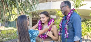 Maui Custom Lei Greeting (Choose Your Lei) – Kahului Airport