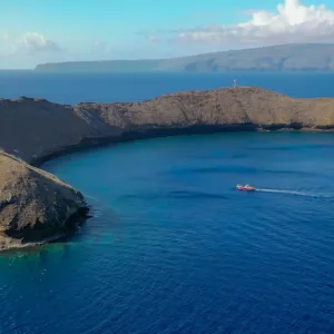 Snorkeling trip to Molokini Crater and Turtle Town