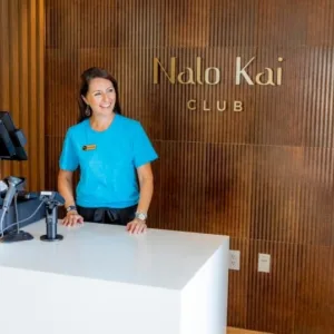 Nalo Kai Club Lounge entrance with lockers and seating