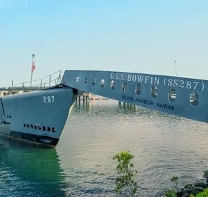 Tourists visiting Pearl Harbor and Oahu island highlights