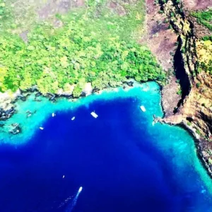 Kayak and paddleboard rentals in Kealakekua Bay