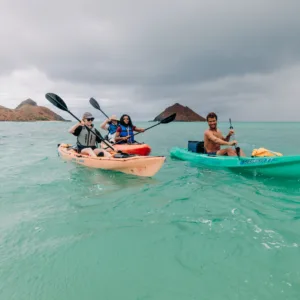 Guided kayak tour to Twin Islands near Kailua